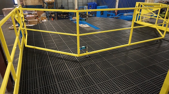 Platform Optional Rubber Floor Matt